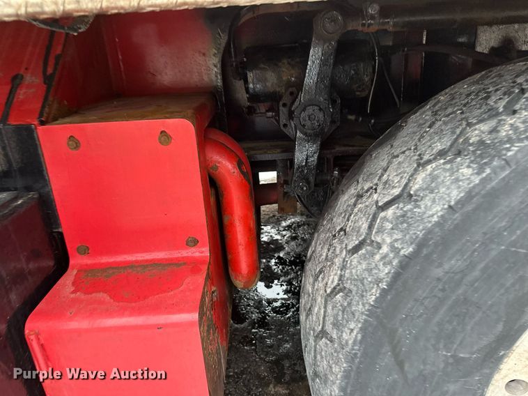 image for item YA0449 1996 Link Belt HTC8670 crane