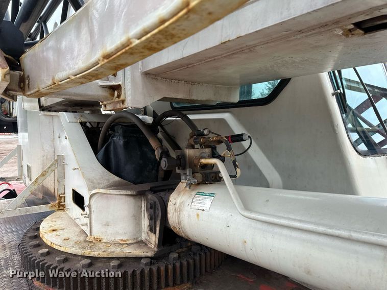 image for item YA0449 1996 Link Belt HTC8670 crane