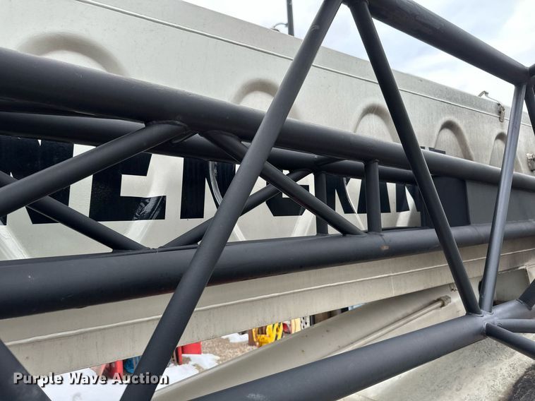 image for item YA0449 1996 Link Belt HTC8670 crane