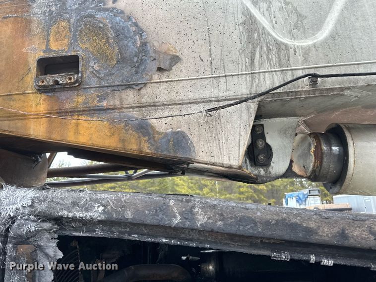 image for item YA0449 1996 Link Belt HTC8670 crane