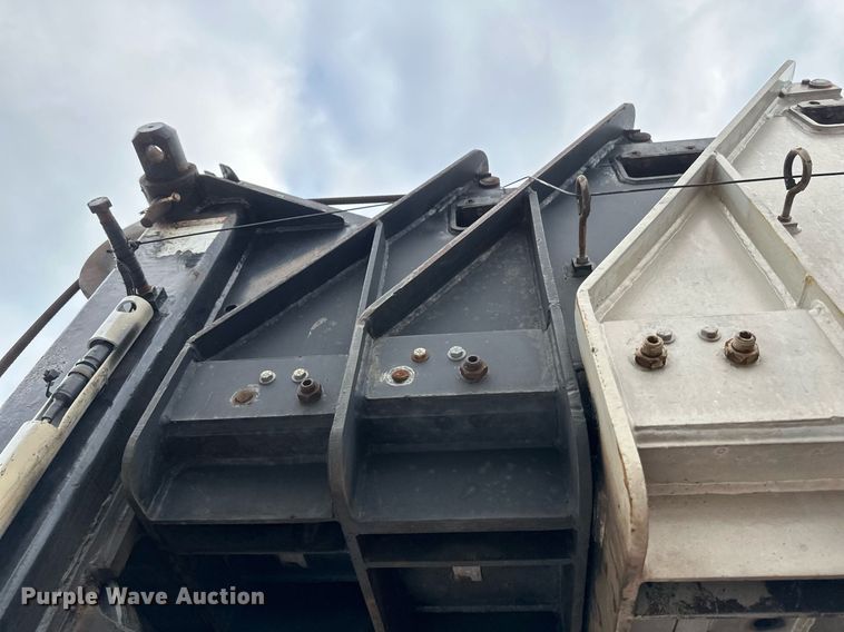 image for item YA0449 1996 Link Belt HTC8670 crane