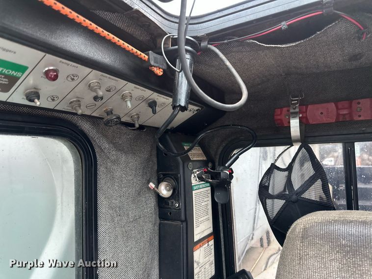 image for item YA0449 1996 Link Belt HTC8670 crane