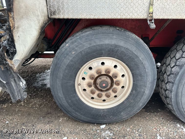 image for item YA0449 1996 Link Belt HTC8670 crane