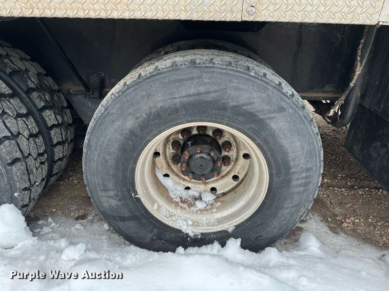 image for item YA0449 1996 Link Belt HTC8670 crane