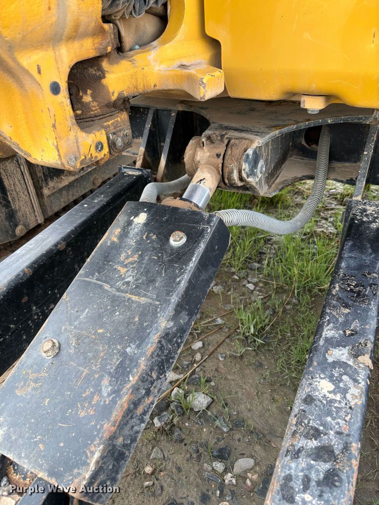 image for item YA0450 2016 Caterpillar 304E2 CR mini excavator