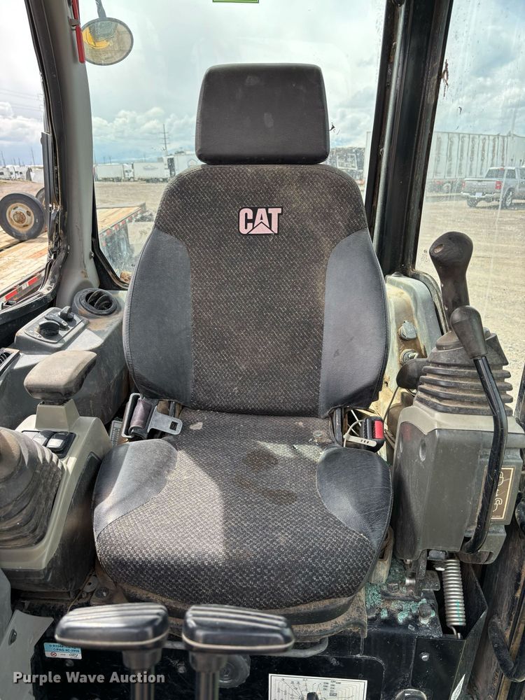 image for item YA0450 2016 Caterpillar 304E2 CR mini excavator