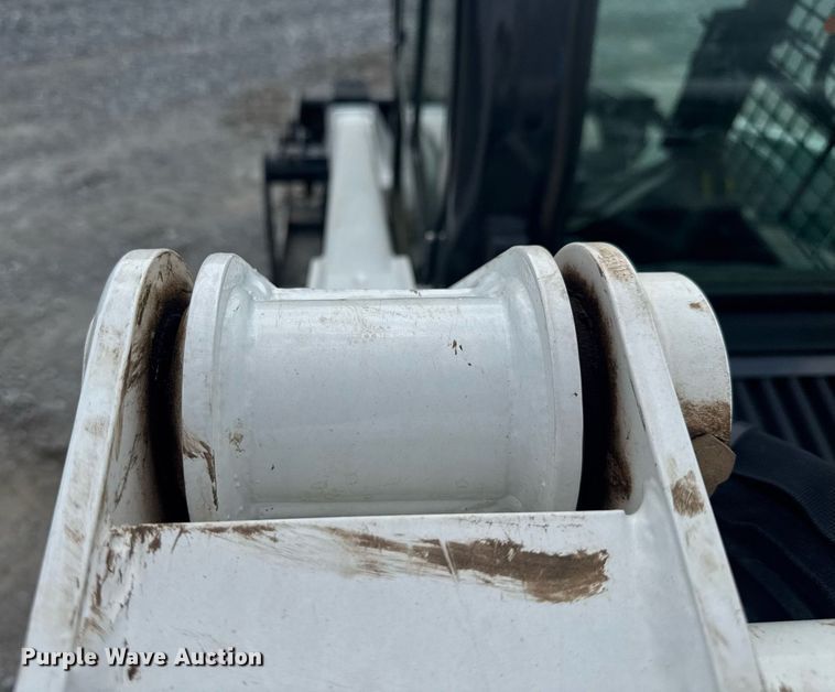 image for item YA0457 2022 Bobcat T595 tracked skid steer loader