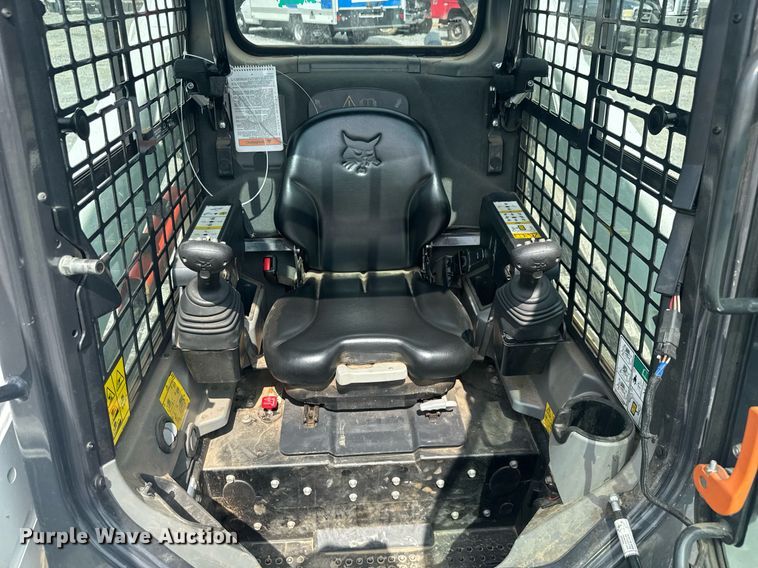 image for item YA0457 2022 Bobcat T595 tracked skid steer loader