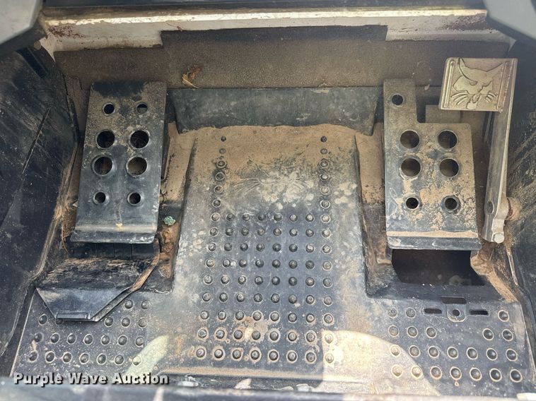 image for item YA0457 2022 Bobcat T595 tracked skid steer loader