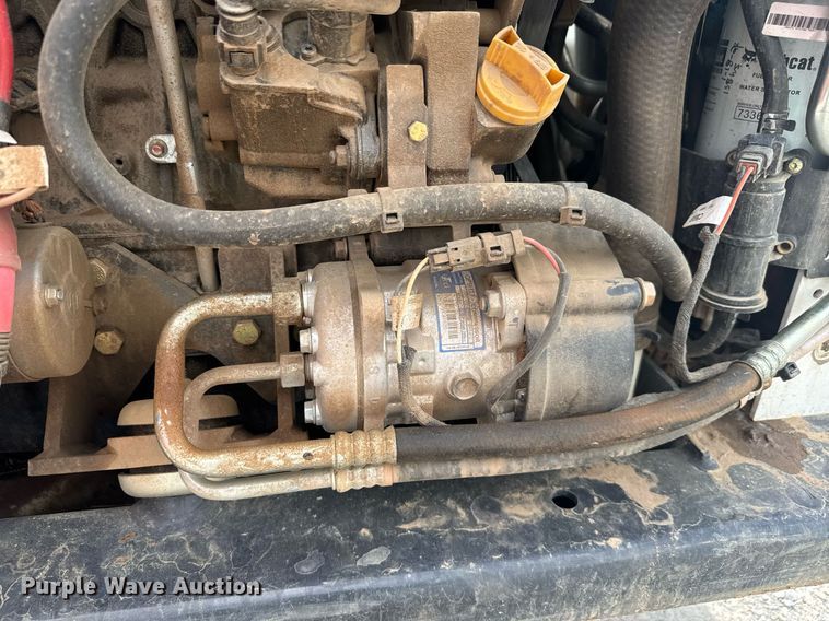 image for item YA0457 2022 Bobcat T595 tracked skid steer loader