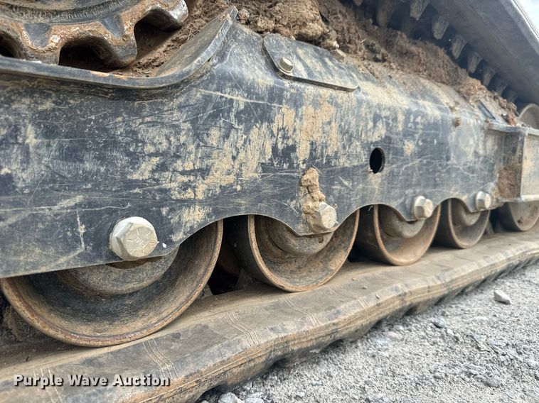 image for item YA0457 2022 Bobcat T595 tracked skid steer loader