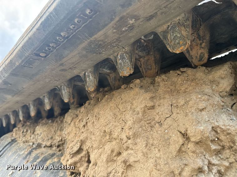 image for item YA0457 2022 Bobcat T595 tracked skid steer loader