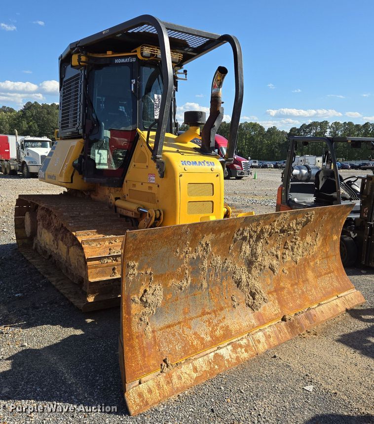 image for item YA0461 2019 Komatsu D51PX-24 dozer