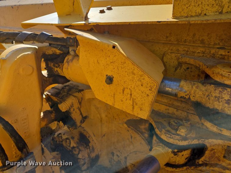 image for item YA0461 2019 Komatsu D51PX-24 dozer