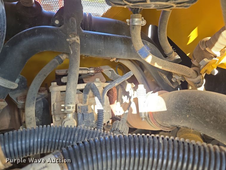 image for item YA0461 2019 Komatsu D51PX-24 dozer