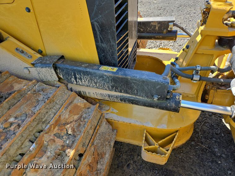 image for item YA0462 2023 Caterpillar D4 LGP dozer