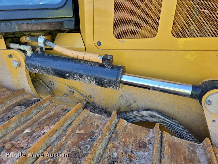 image for item YA0462 2023 Caterpillar D4 LGP dozer