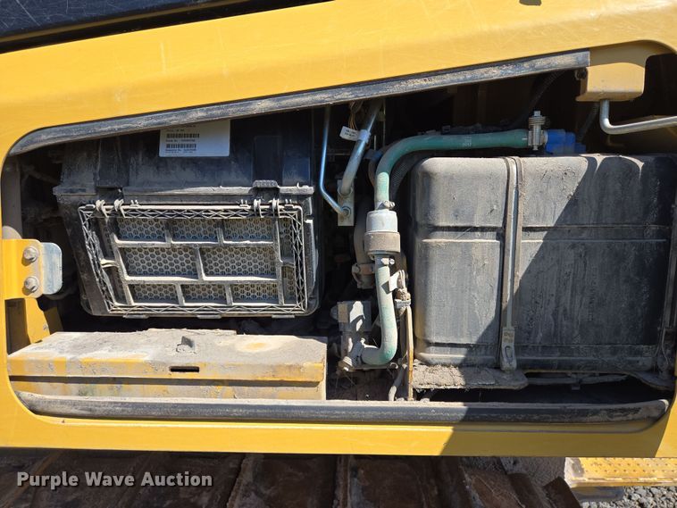 image for item YA0462 2023 Caterpillar D4 LGP dozer