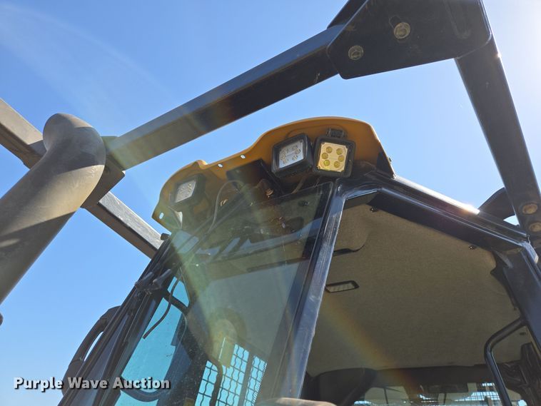 image for item YA0462 2023 Caterpillar D4 LGP dozer