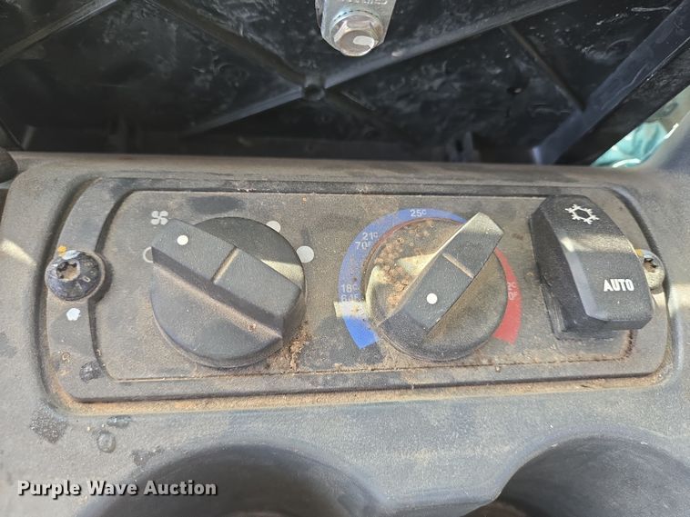 image for item YA0462 2023 Caterpillar D4 LGP dozer