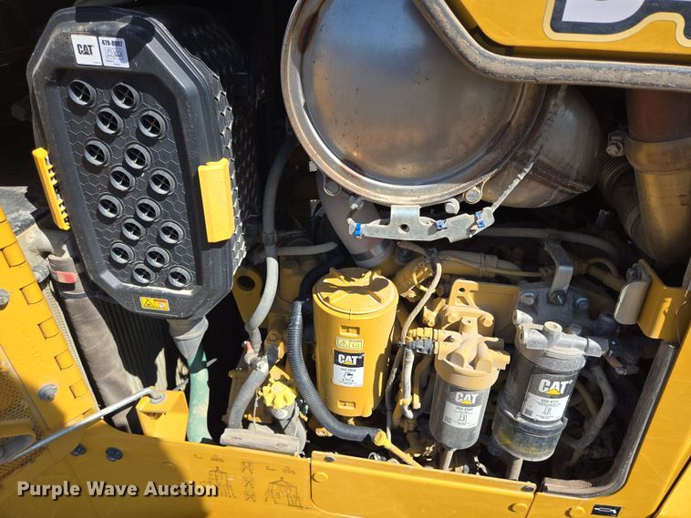 image for item YA0462 2023 Caterpillar D4 LGP dozer