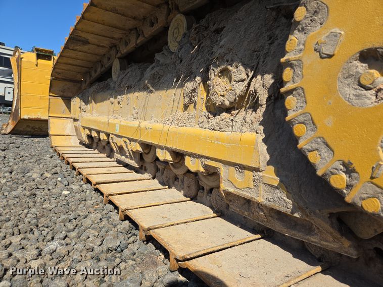 image for item YA0462 2023 Caterpillar D4 LGP dozer