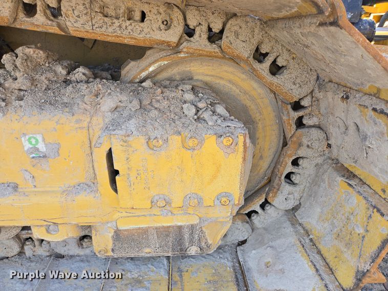 image for item YA0462 2023 Caterpillar D4 LGP dozer