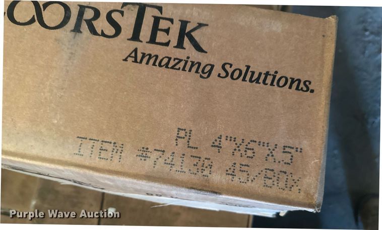 image for item ZA0587 Approximately 7,000 Coorstek 71430 ceramic wear pads