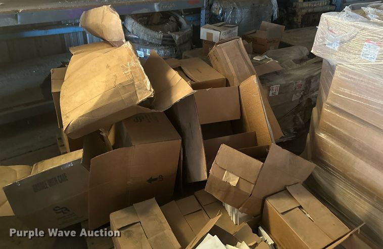 image for item ZA0587 Approximately 7,000 Coorstek 71430 ceramic wear pads