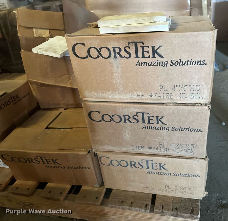 image for item ZA0587 Approximately 7,000 Coorstek 71430 ceramic wear pads