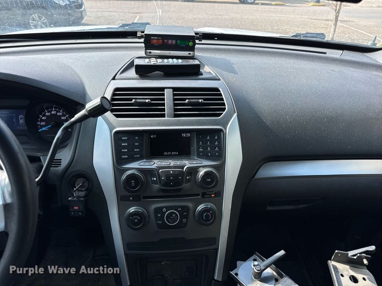 image for item DH9918 2015 Ford Explorer Police Interceptor SUV