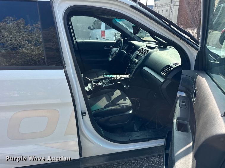 image for item DH9918 2015 Ford Explorer Police Interceptor SUV