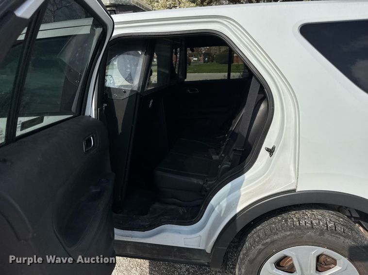 image for item DH9918 2015 Ford Explorer Police Interceptor SUV