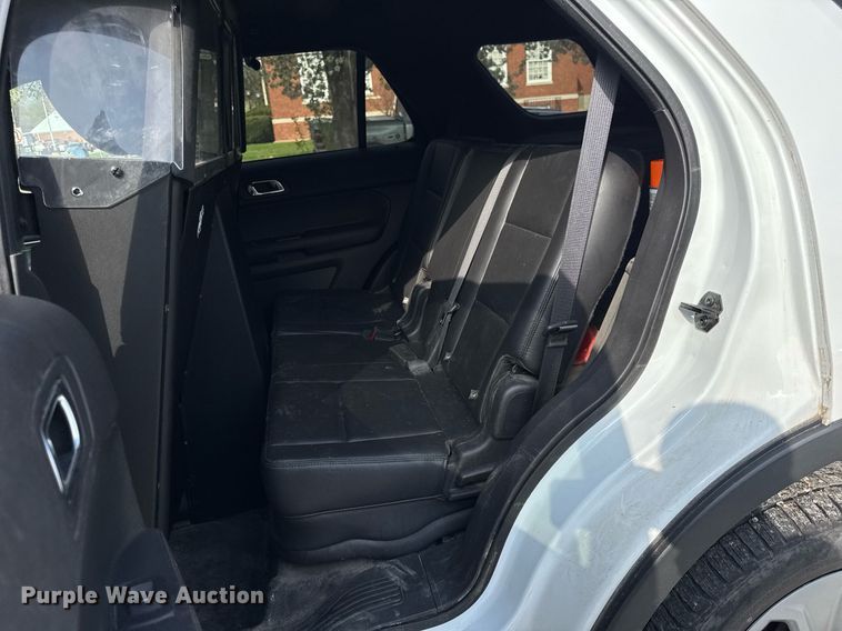 image for item DH9918 2015 Ford Explorer Police Interceptor SUV