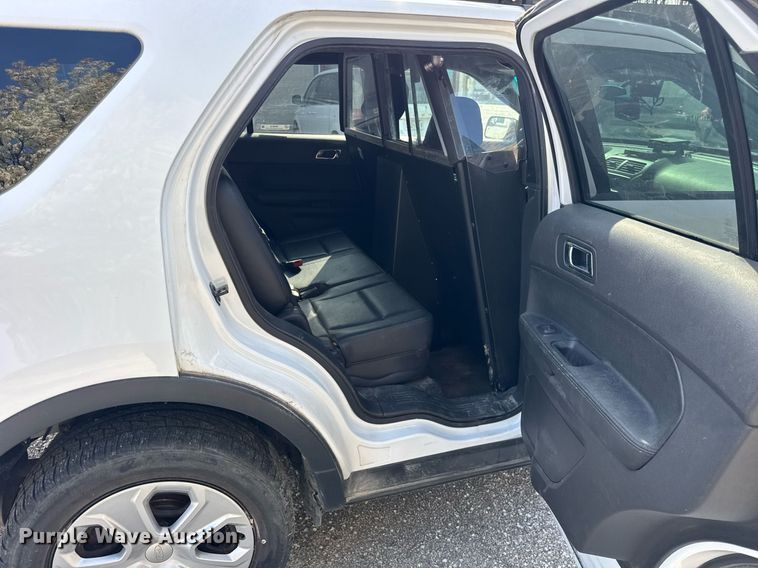 image for item DH9918 2015 Ford Explorer Police Interceptor SUV