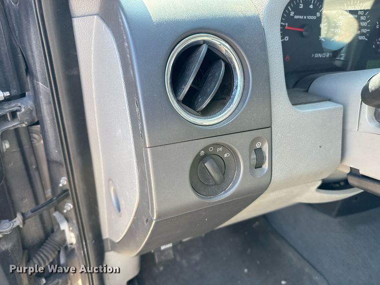 image for item DJ0916 2008 Ford F150 SuperCrew pickup truck