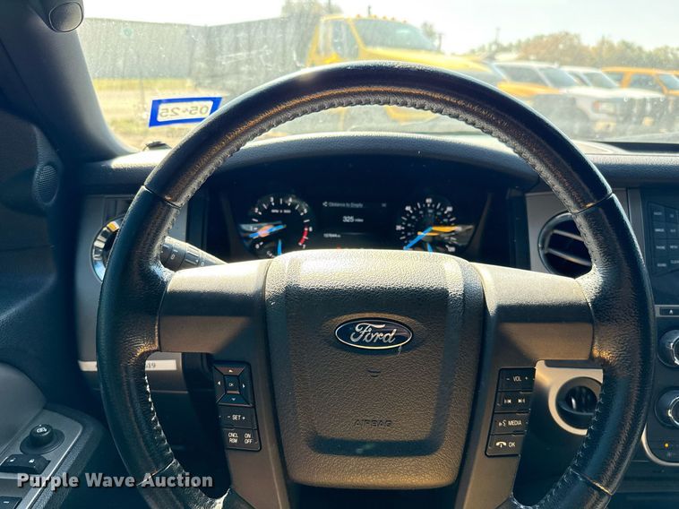 image for item DJ0917 2015 Ford Expedition SUV
