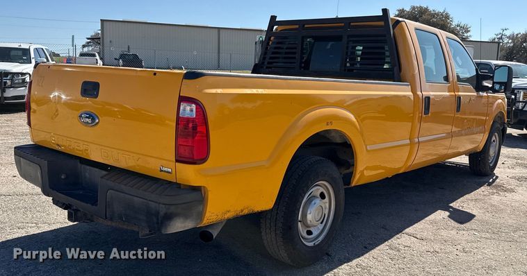 image for item DJ0918 2011 Ford F250 Super Duty Crew Cab pickup truck