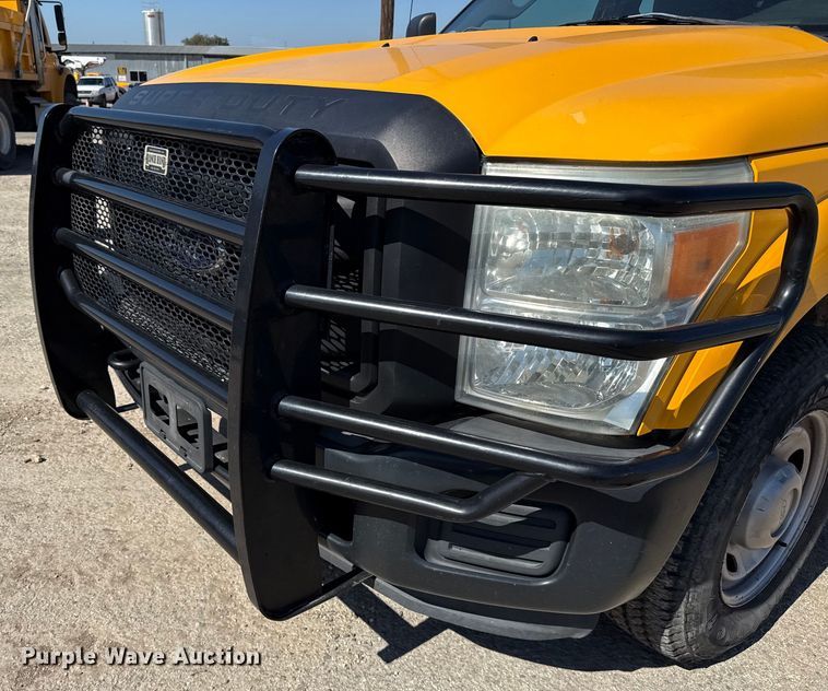 image for item DJ0918 2011 Ford F250 Super Duty Crew Cab pickup truck