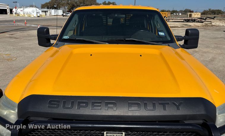 image for item DJ0918 2011 Ford F250 Super Duty Crew Cab pickup truck