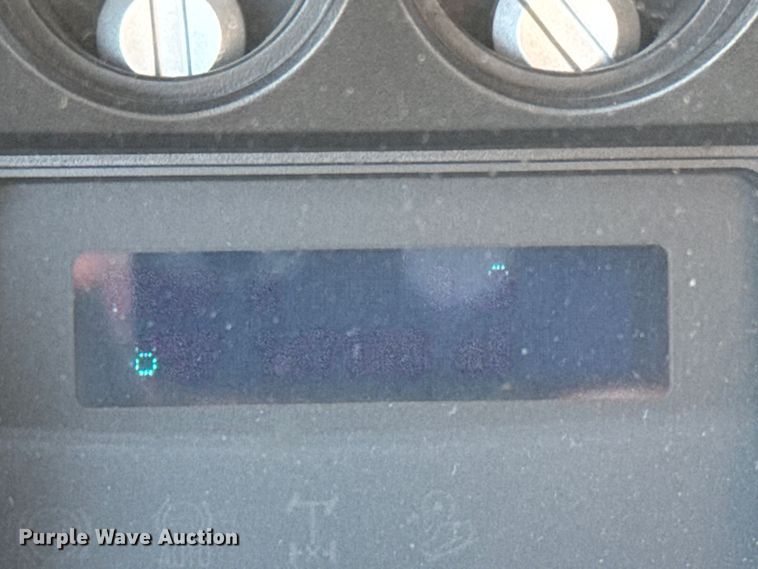 image for item DJ0918 2011 Ford F250 Super Duty Crew Cab pickup truck