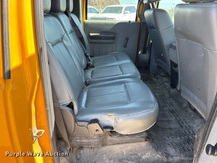 image for item DJ0918 2011 Ford F250 Super Duty Crew Cab pickup truck