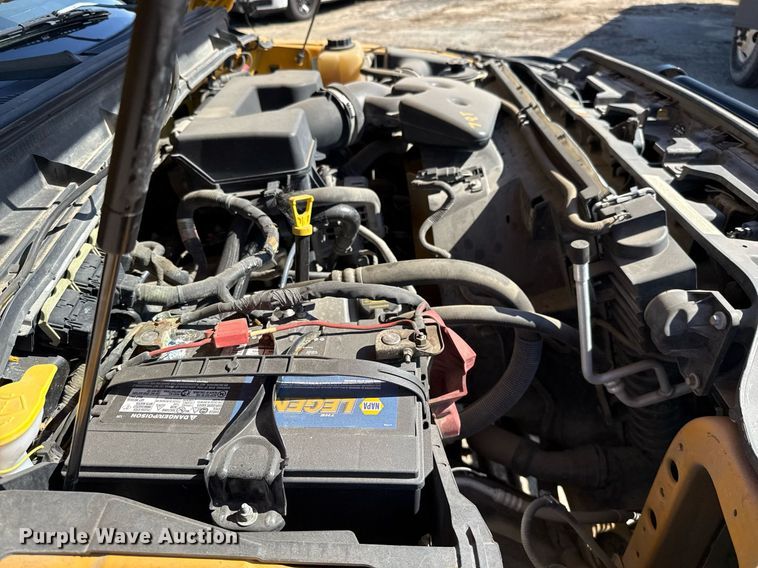 image for item DJ0918 2011 Ford F250 Super Duty Crew Cab pickup truck