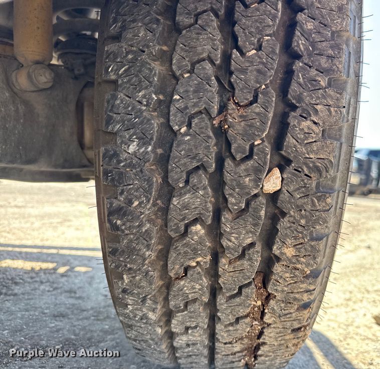 image for item DJ0918 2011 Ford F250 Super Duty Crew Cab pickup truck