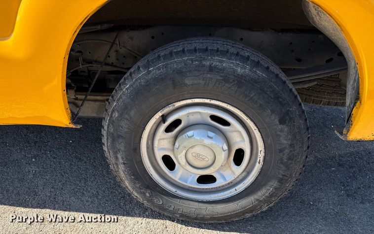 image for item DJ0918 2011 Ford F250 Super Duty Crew Cab pickup truck