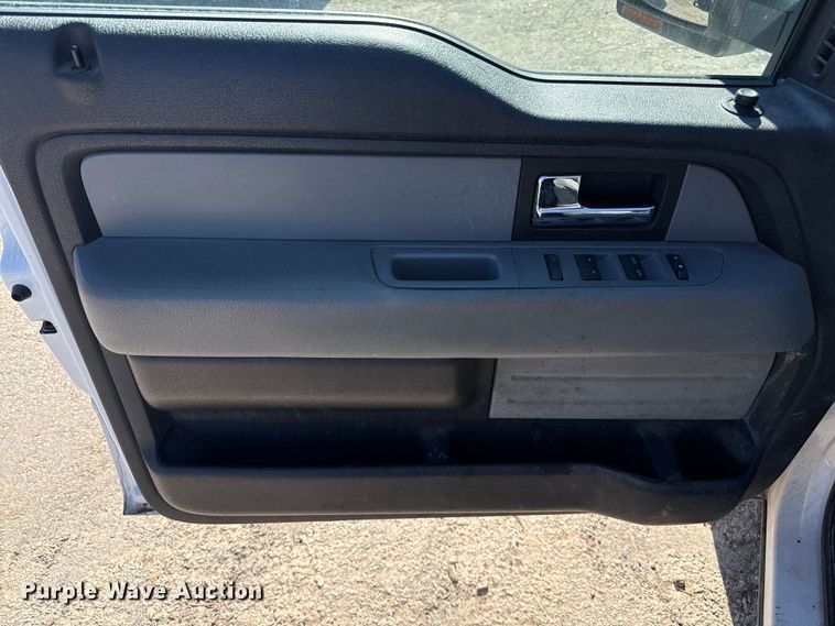 image for item DJ0919 2012 Ford F150 SuperCab pickup truck