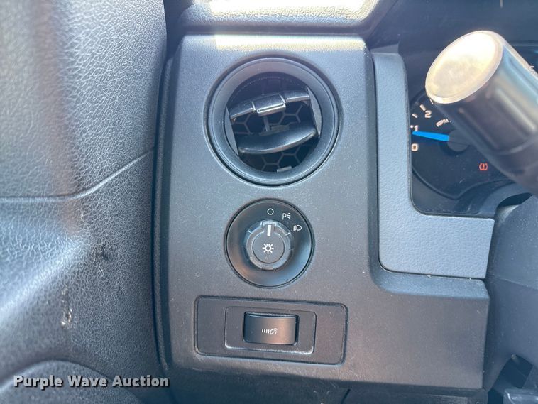 image for item DJ0920 2013 Ford F150 SuperCab pickup truck