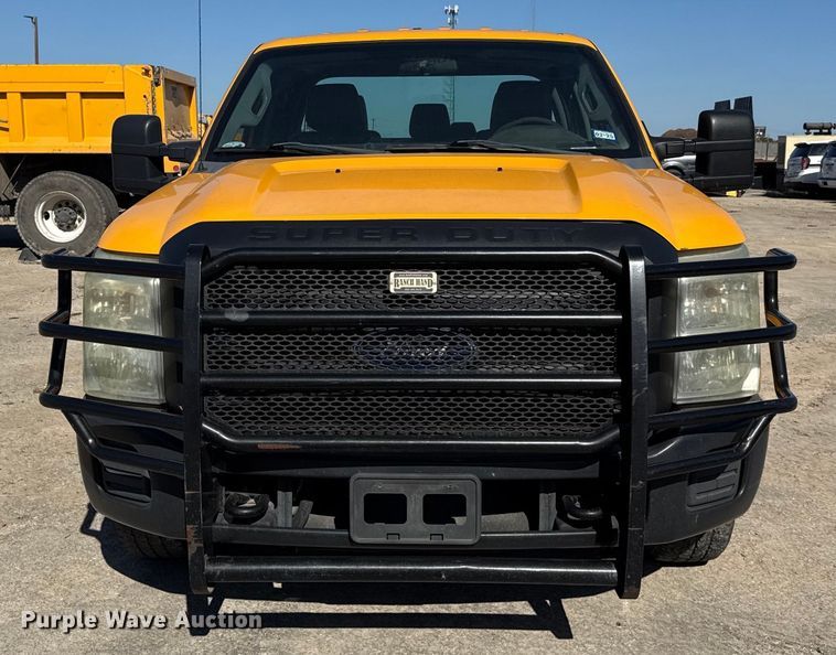 image for item DJ0921 2011 Ford F250 Super Duty Crew Cab pickup truck