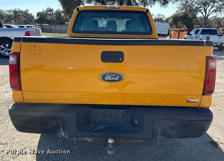 image for item DJ0921 2011 Ford F250 Super Duty Crew Cab pickup truck