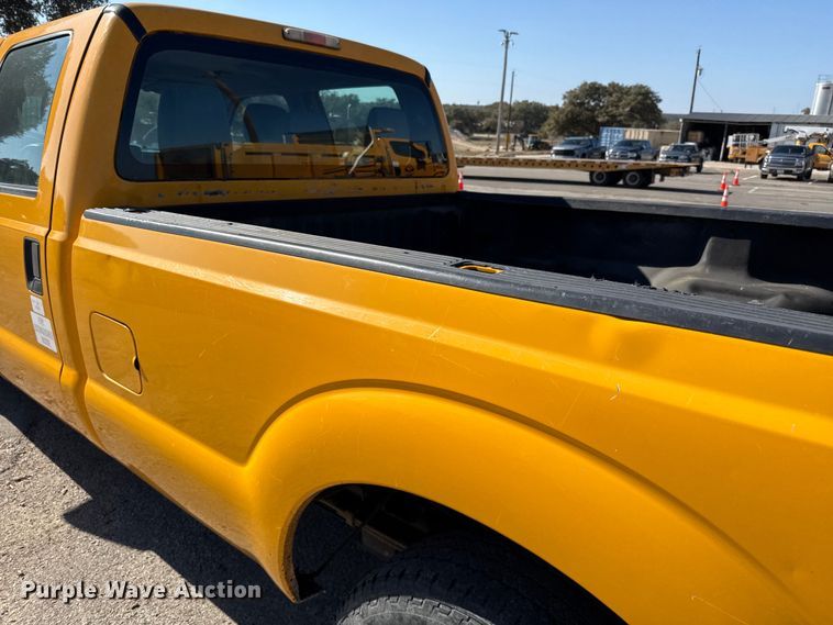 image for item DJ0921 2011 Ford F250 Super Duty Crew Cab pickup truck